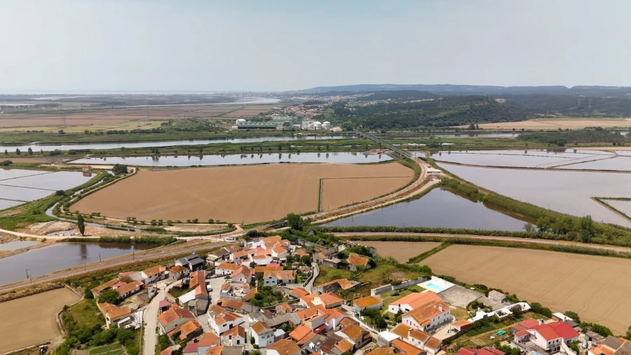 Moradia T10 para Venda em Samuel