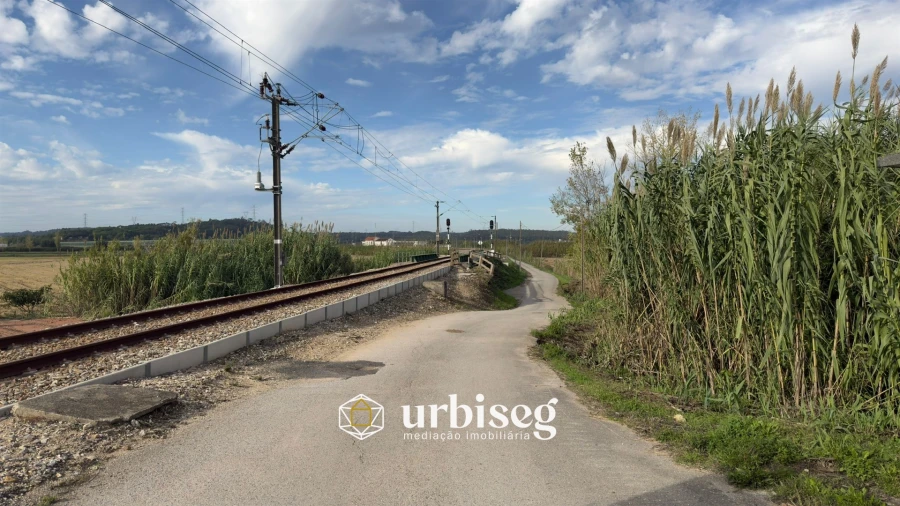 Moradia T10 para Venda em Samuel Foto 11