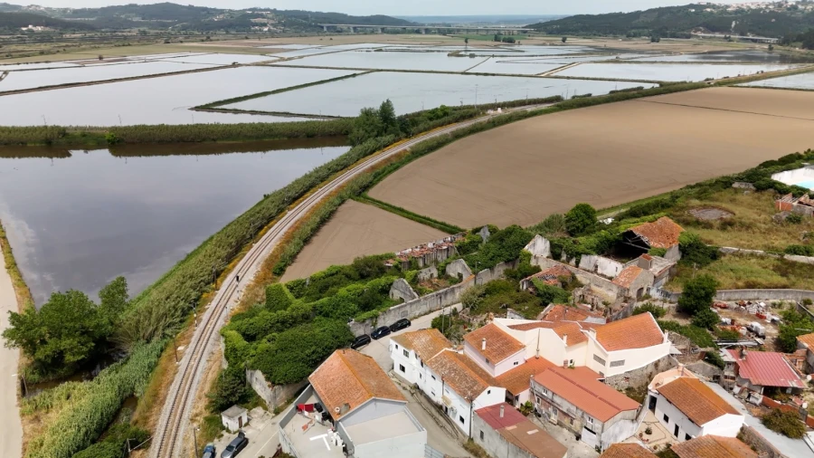 Moradia T10 para Venda em Samuel