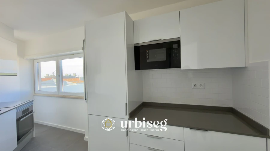 Apartamento T1 para Venda em Buarcos Foto 13