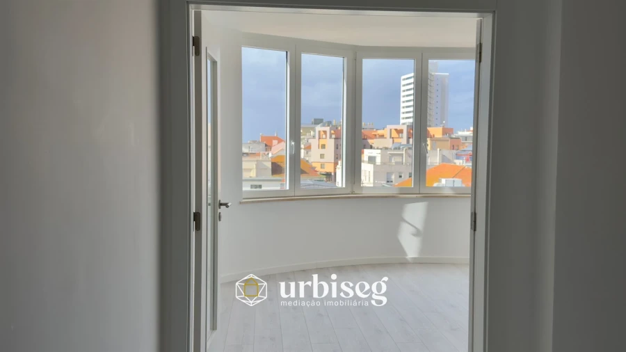 Apartamento T1 para Venda em Buarcos Foto 18