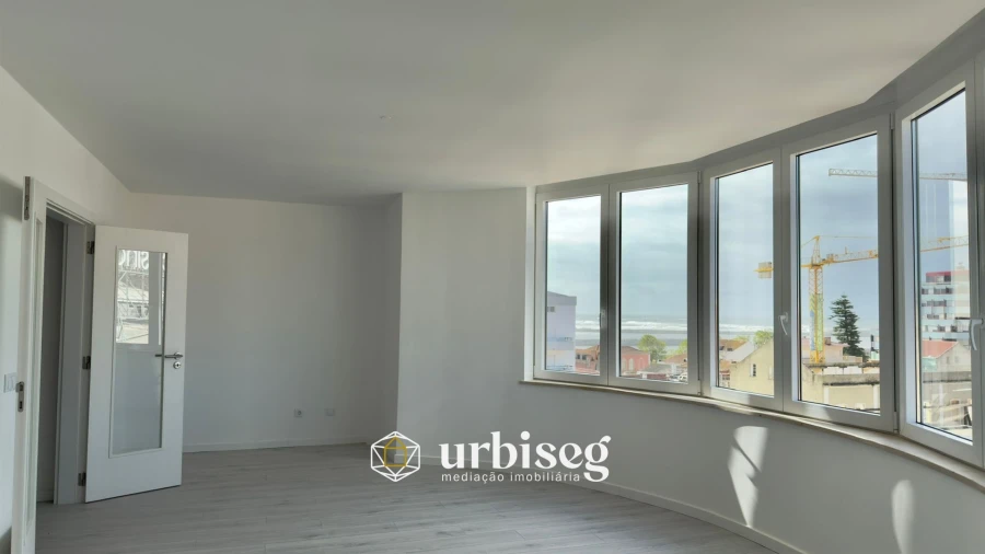 Apartamento T1 para Venda em Buarcos