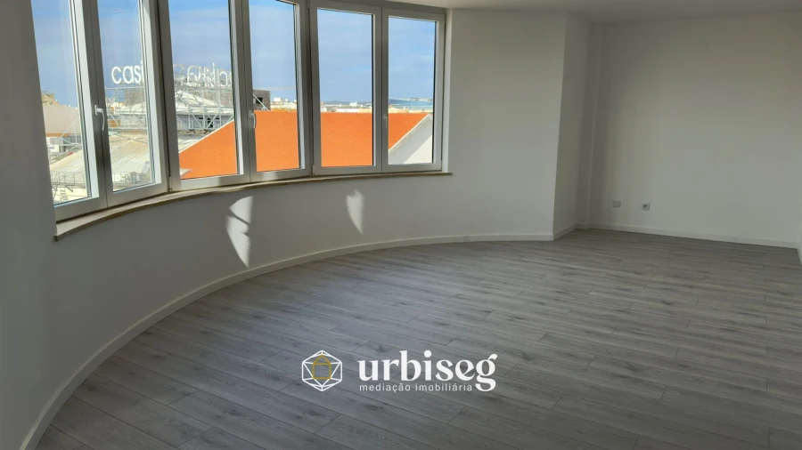 Apartamento T1 para Venda em Buarcos Foto 6