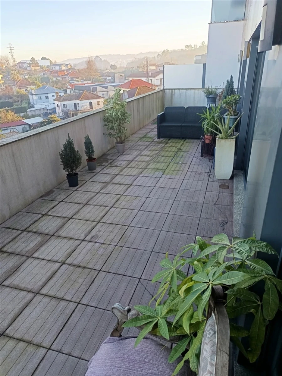 Apartamento T4 para Venda em Paredes Foto 32