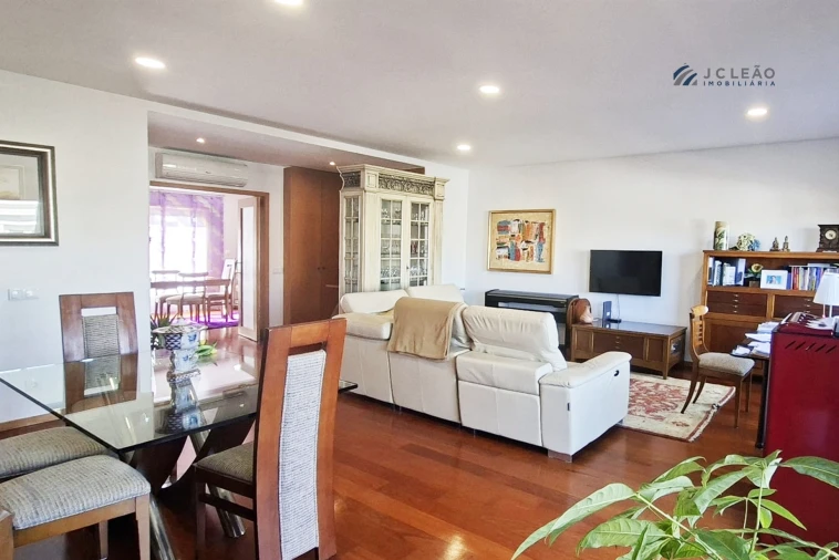 Apartamento T4 para Venda em Paredes Foto 4