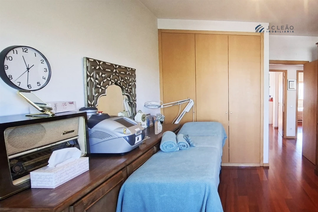 Apartamento T4 para Venda em Paredes Foto 27