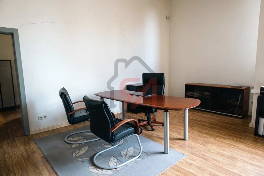 Armazém para Venda em Freamunde Foto 53