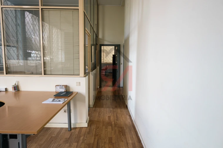 Armazém para Venda em Freamunde Foto 55