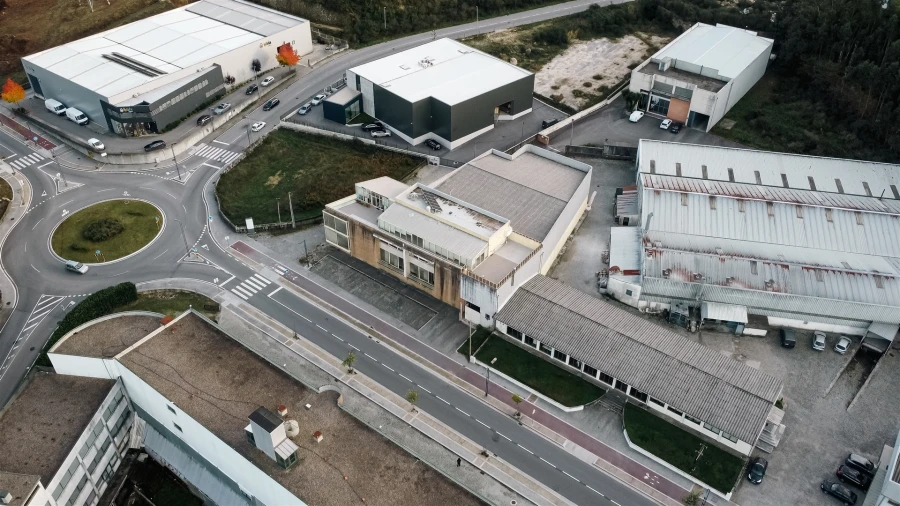 Armazém para Venda em Freamunde Foto 11