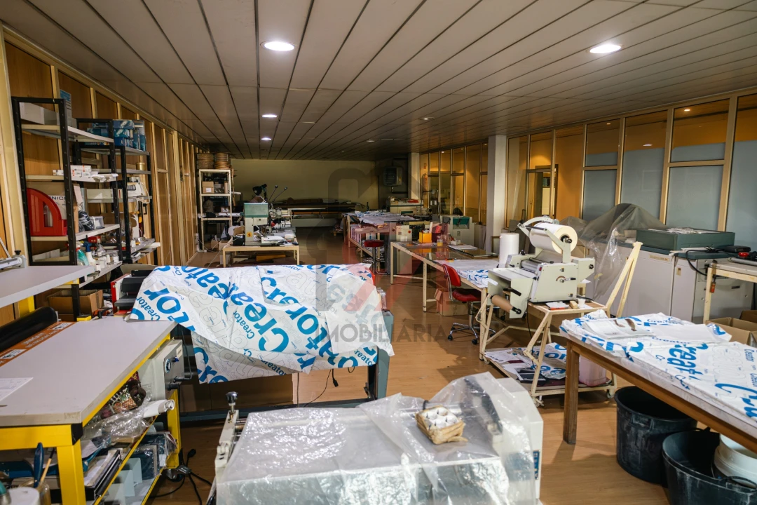 Armazém para Venda em Freamunde Foto 26