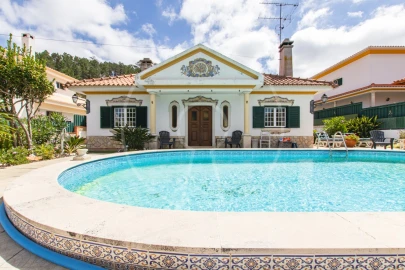 Moradia T4 para Venda em Sesimbra (Castelo)
