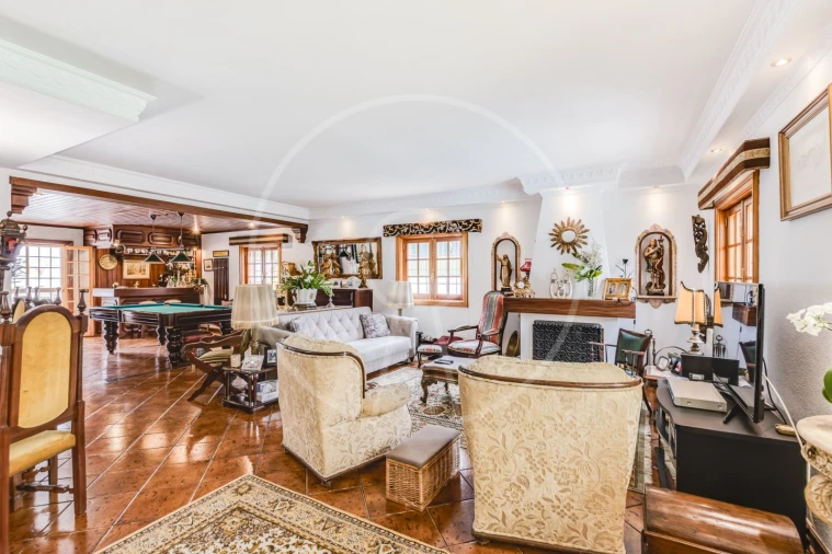 Moradia T4 para Venda em Sesimbra (Castelo) Foto 6