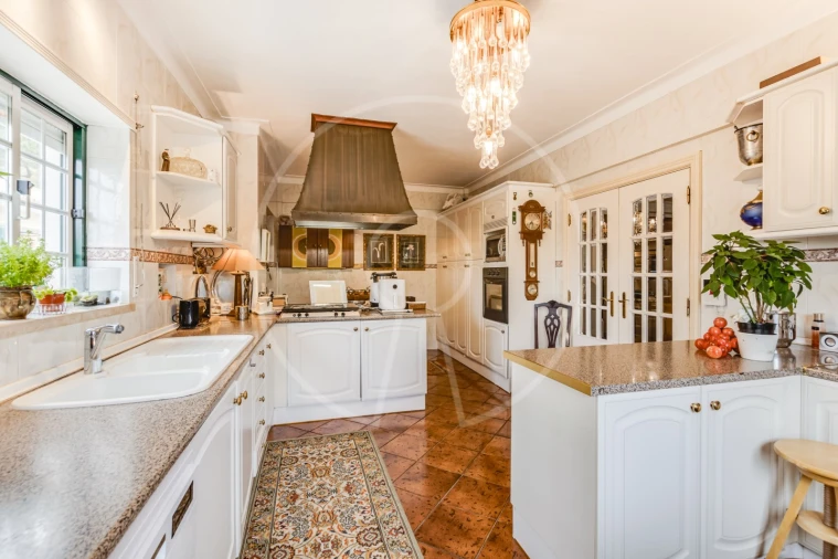 Moradia T4 para Venda em Sesimbra (Castelo) Foto 11