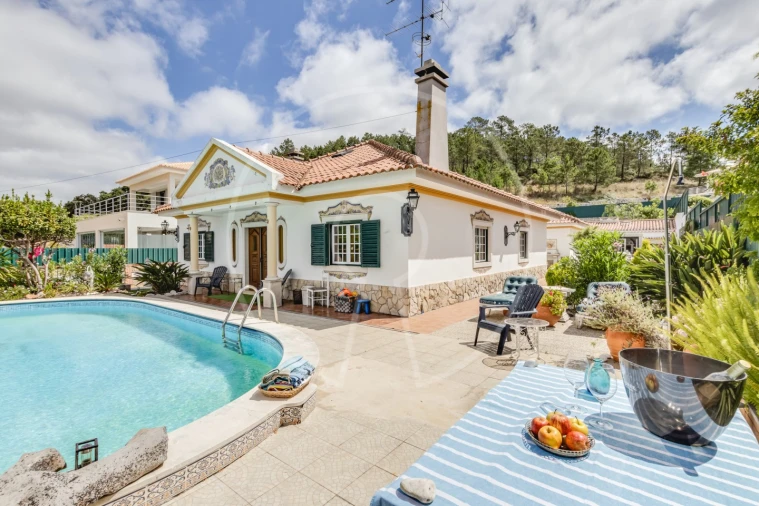 Moradia T4 para Venda em Sesimbra (Castelo) Foto 2