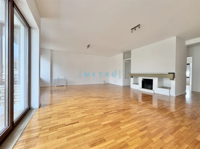 Moradia T3 para Arrendamento em Aldoar, Foz do Douro e Nevogilde Foto 3