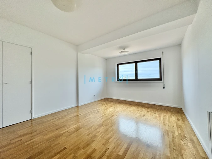 Moradia T3 para Arrendamento em Aldoar, Foz do Douro e Nevogilde Foto 14