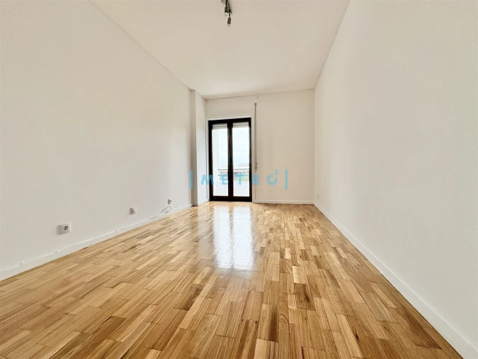 Moradia T3 para Arrendamento em Aldoar, Foz do Douro e Nevogilde Foto 10