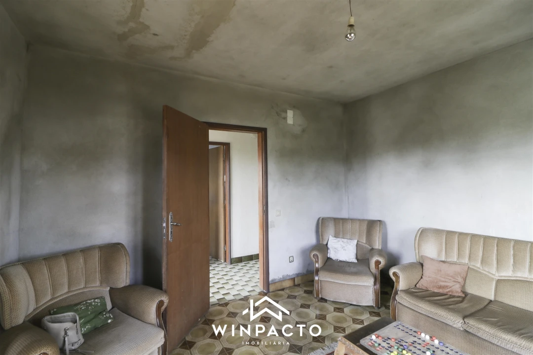 Moradia T3 para Venda em Lapa do Lobo Foto 47