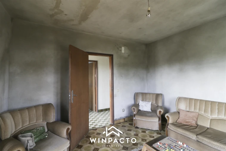 Moradia T3 para Venda em Lapa do Lobo Foto 47