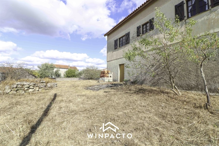 Moradia T3 para Venda em Lapa do Lobo Foto 4