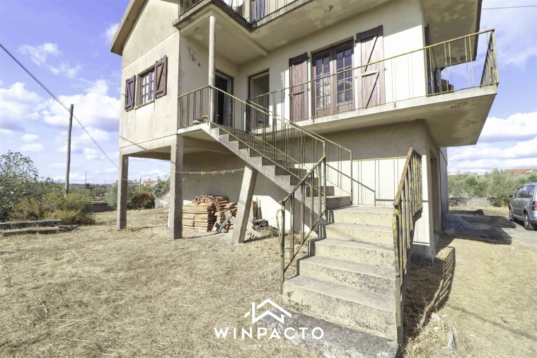 Moradia T3 para Venda em Lapa do Lobo Foto 61