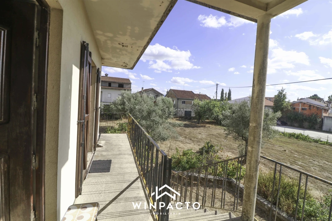 Moradia T3 para Venda em Lapa do Lobo Foto 25