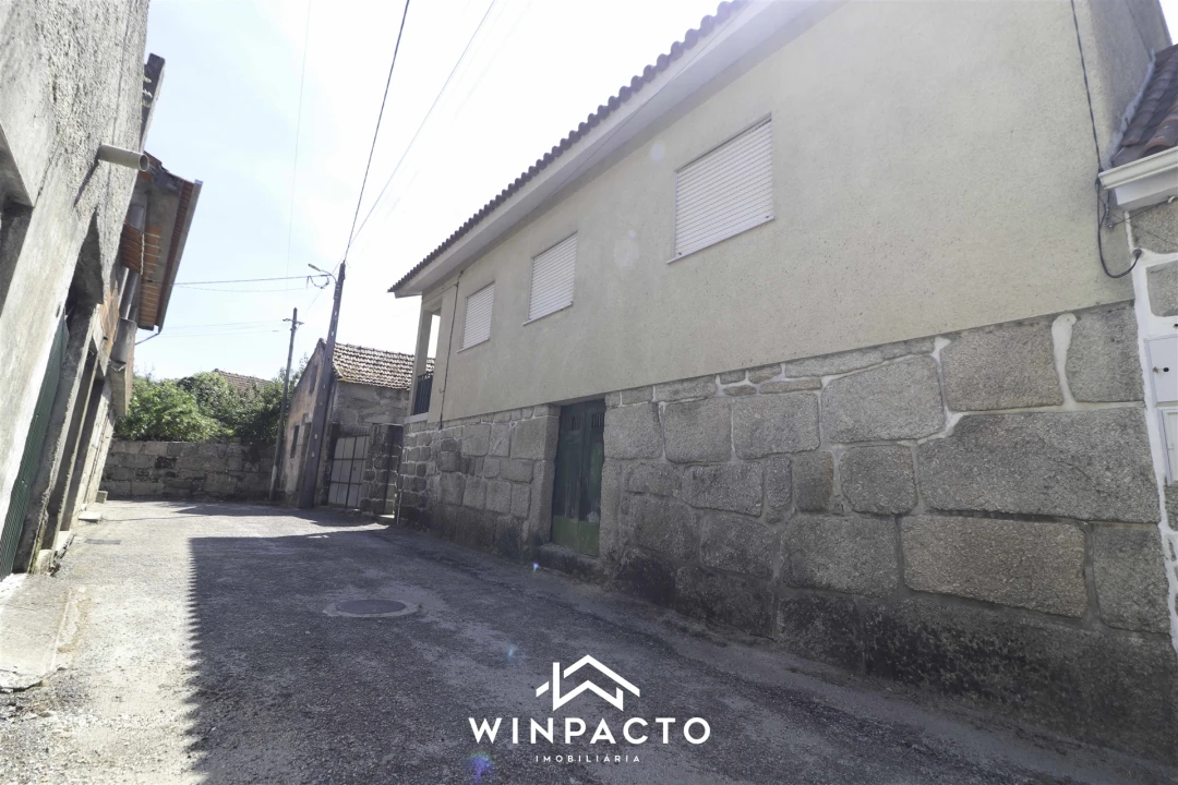 Moradia T3 para Venda em Lapa do Lobo Foto 30