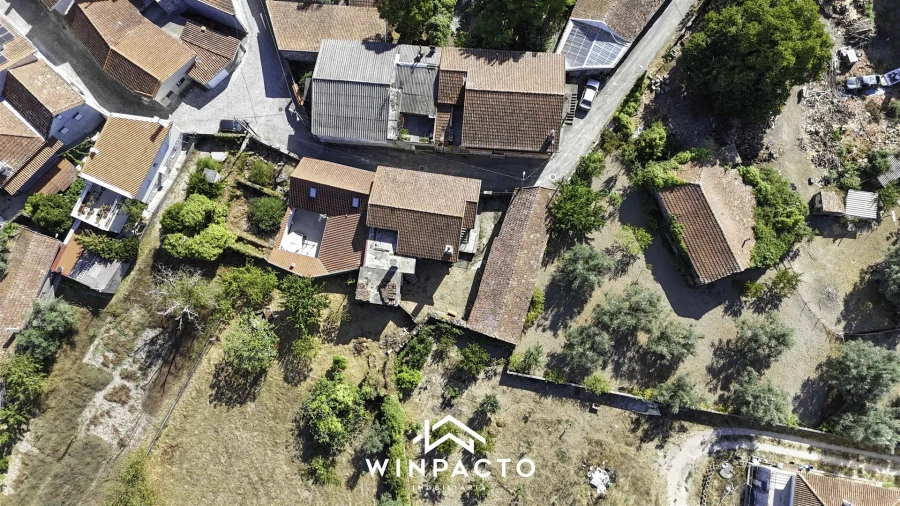 Moradia T3 para Venda em Lapa do Lobo Foto 35