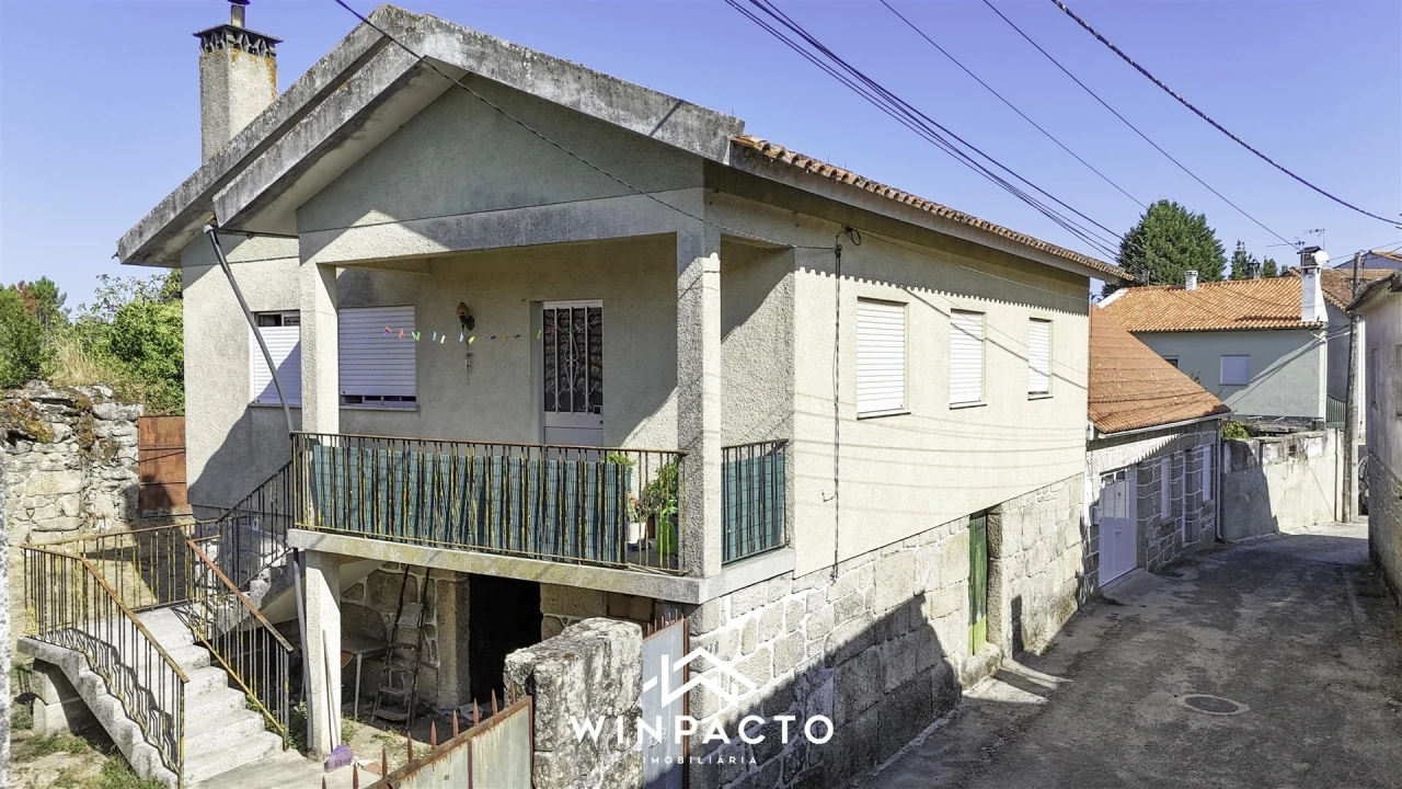 Moradia T3 para Venda em Lapa do Lobo Foto 1