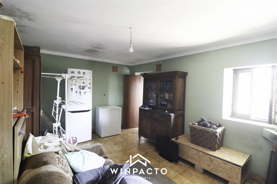 Moradia T3 para Venda em Lapa do Lobo Foto 7