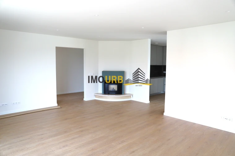 Apartamento T3 para Venda em Bidoeira de Cima Foto 2