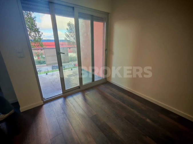 Apartamento T4 para Venda em Algueirão-Mem Martins Foto 13