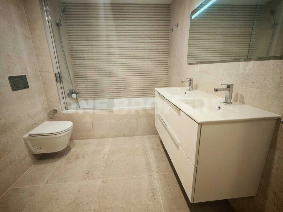 Apartamento T4 para Venda em Algueirão-Mem Martins Foto 5