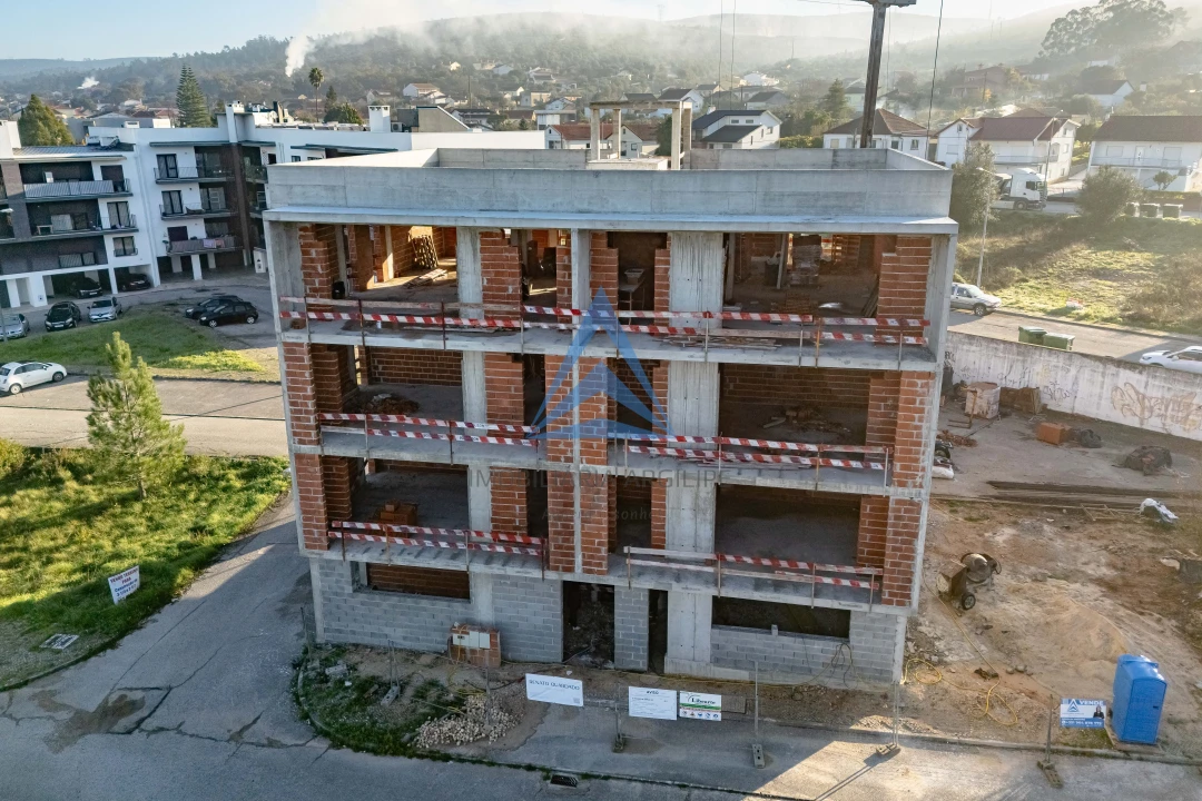 Apartamento T2 para Venda em Pombal Foto 4