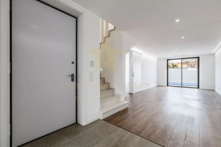 Moradia T3 para Venda em Moncarapacho e Fuseta Foto 4