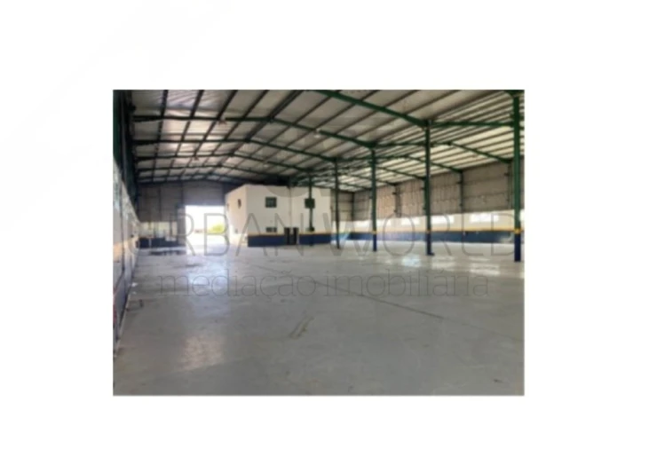 Armazém para Venda em Malagueira e Horta das Figueiras Foto 2