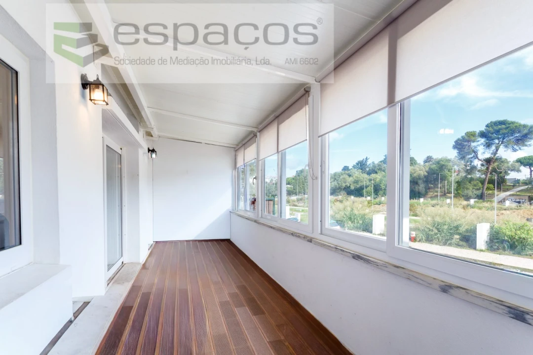 Moradia T3 para Venda em Santa Iria de Azoia, São João da Talha e Bobadela Foto 8