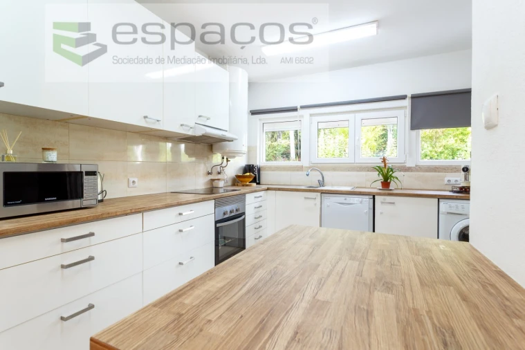 Moradia T3 para Venda em Santa Iria de Azoia, São João da Talha e Bobadela Foto 9
