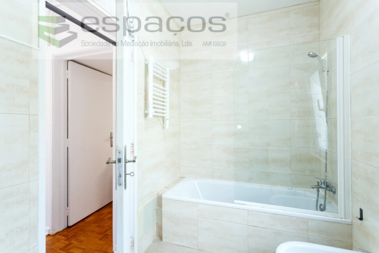 Moradia T3 para Venda em Santa Iria de Azoia, São João da Talha e Bobadela Foto 19