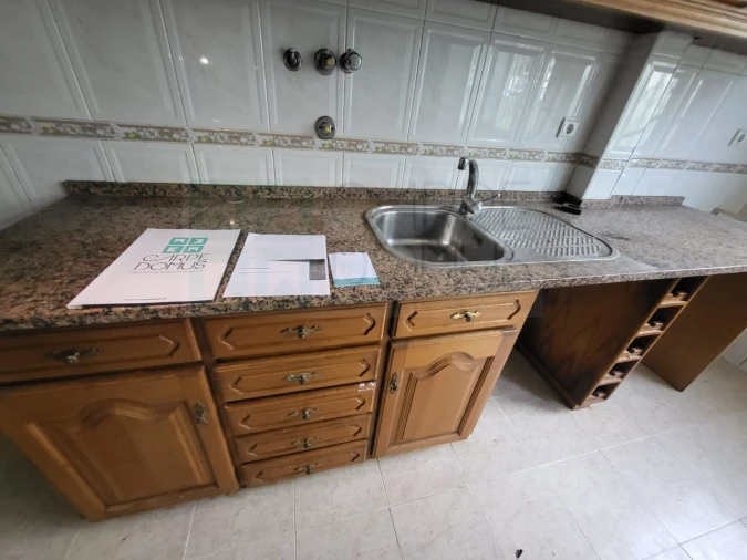 Apartamento T2 para Venda em Benfica Foto 3