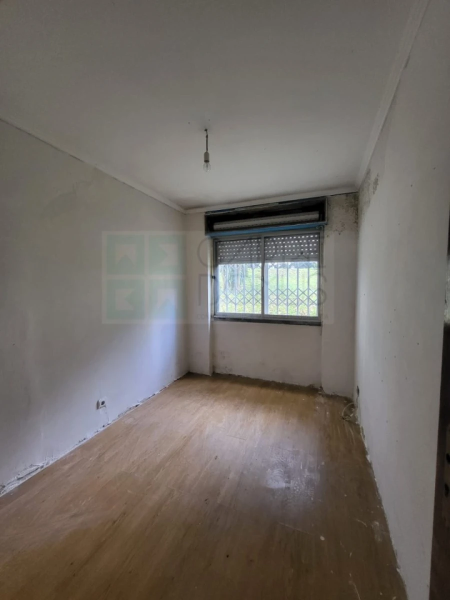 Apartamento T2 para Venda em Benfica Foto 5