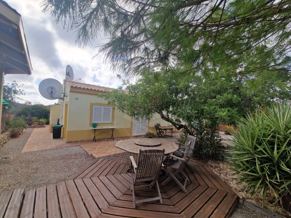 Moradia T2 para Venda em Santa Catarina da Fonte do Bispo Foto 20