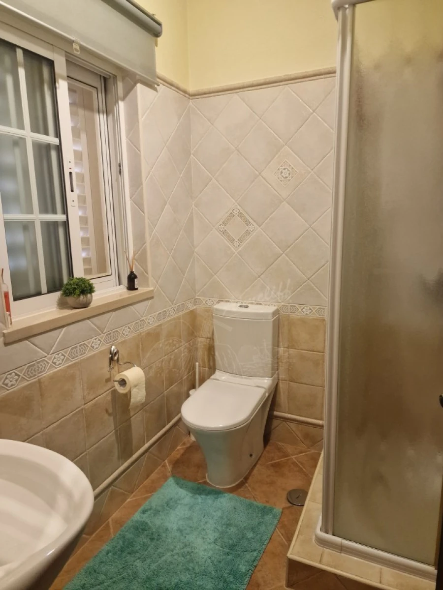 Moradia T2 para Venda em Santa Catarina da Fonte do Bispo Foto 14