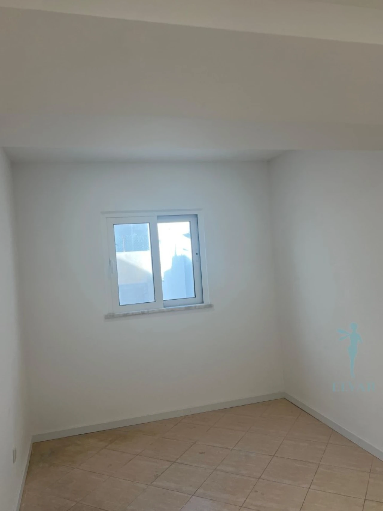 Moradia T3 para Venda em Estômbar e Parchal Foto 8