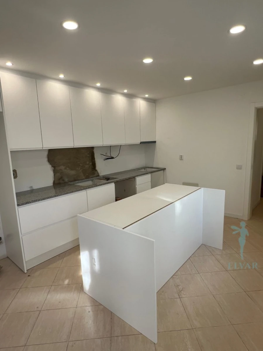 Moradia T3 para Venda em Estômbar e Parchal Foto 4