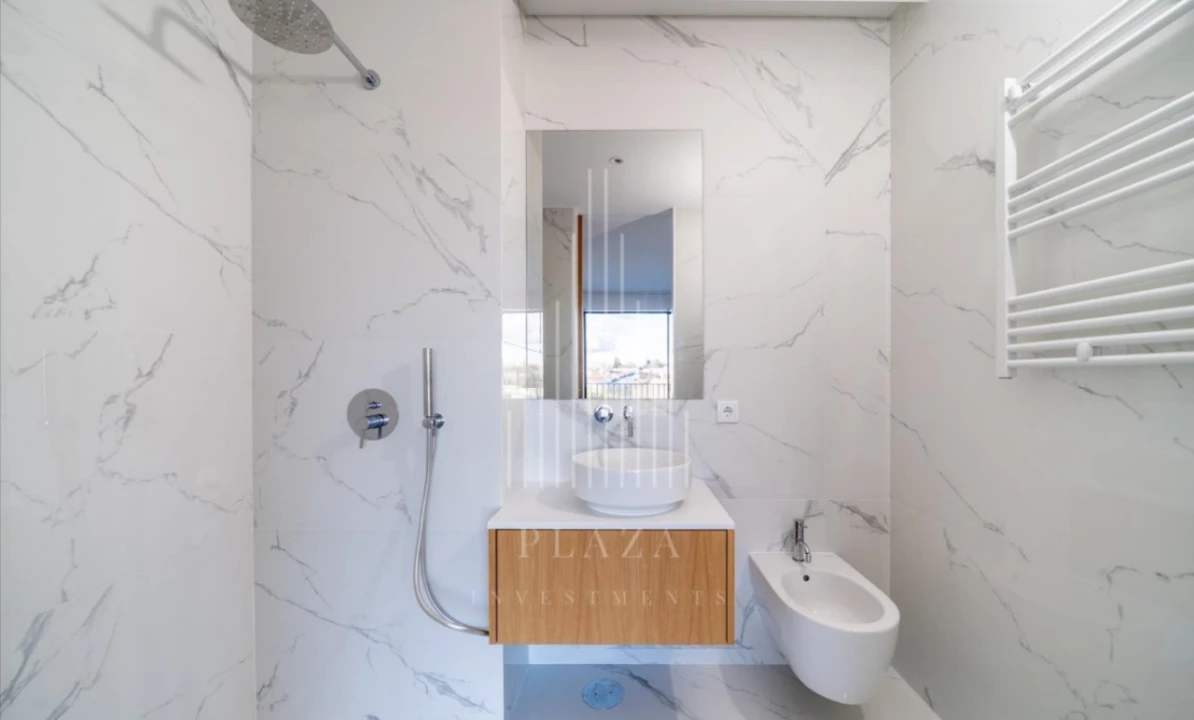 Apartamento T4 para Venda em Matosinhos e Leça da Palmeira Foto 16