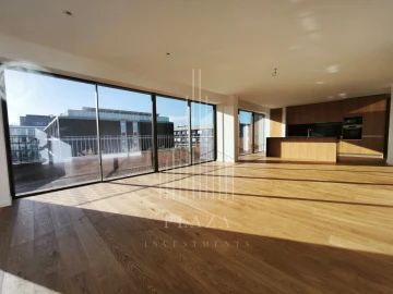 Apartamento T4 para Venda em Matosinhos e Leça da Palmeira
