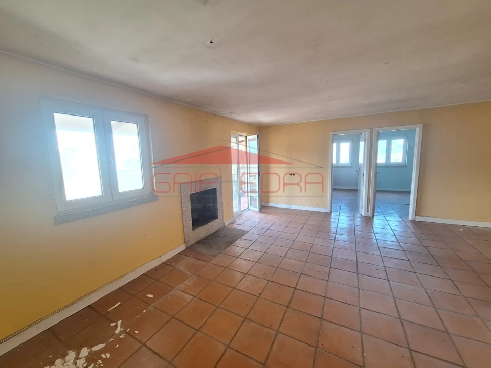 Moradia T4 para Venda em Cumieira Foto 7