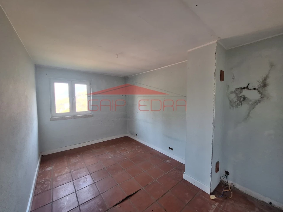 Moradia T4 para Venda em Cumieira Foto 16