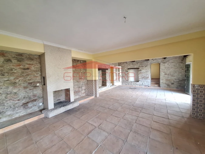 Moradia T4 para Venda em Cumieira Foto 3